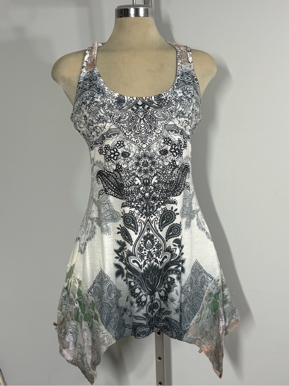 Temptations Lace & Paisley Top - Black, White & Pale Pink